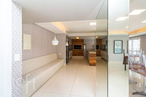 Image 50 - 272765